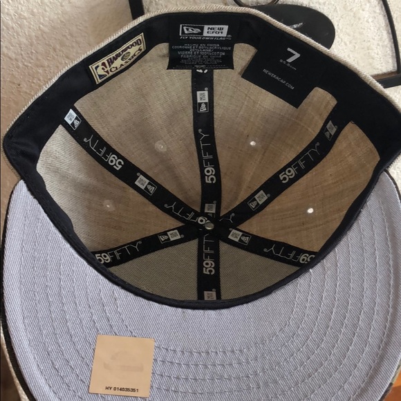 Cleveland cavaliers”cavs” fitted hat - Picture 4 of 4